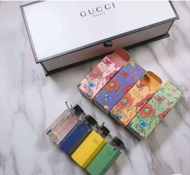 FLORA 4IN1 GIFT SET 4×30ML